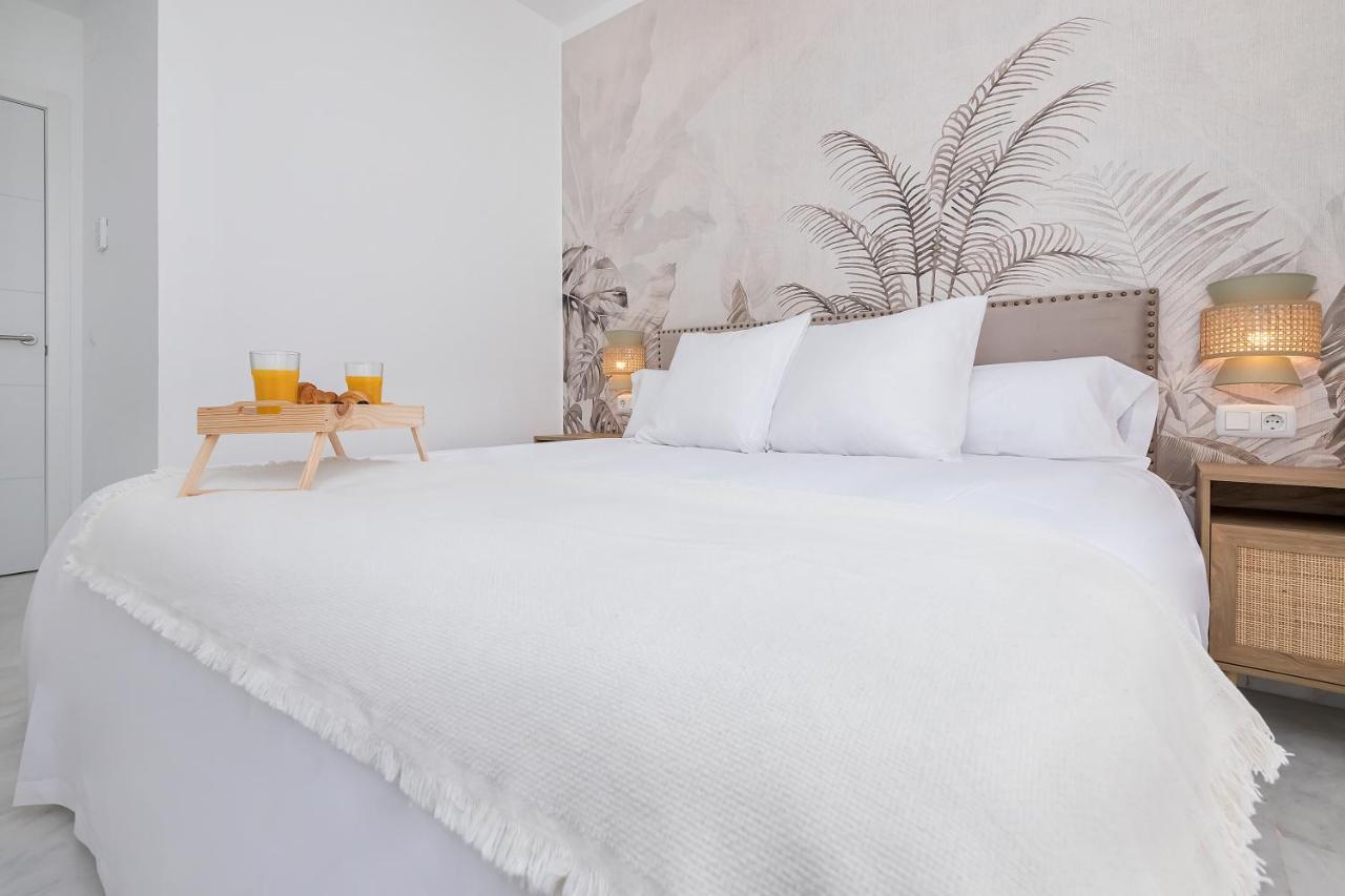 Exclusivo Duplex Carrera Apartment Malaga Bagian luar foto